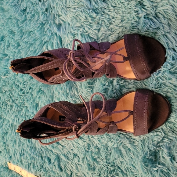 Parker Sky Blue Lace Up Block Heels Size 6 - Picture 2 of 10